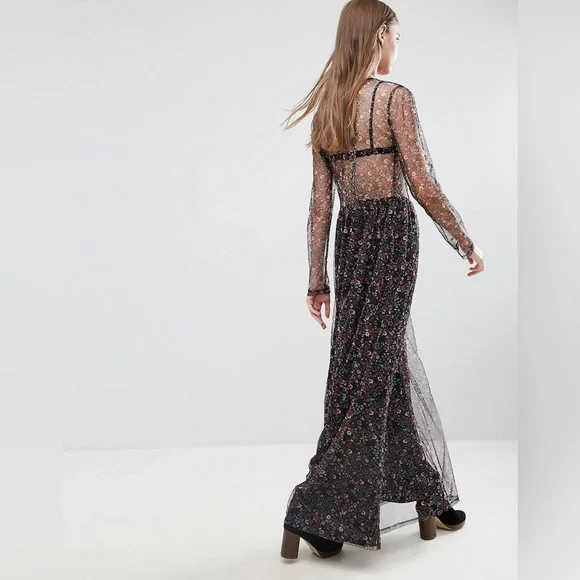 ASOS/FIRST AND I - Picture 4 of 7